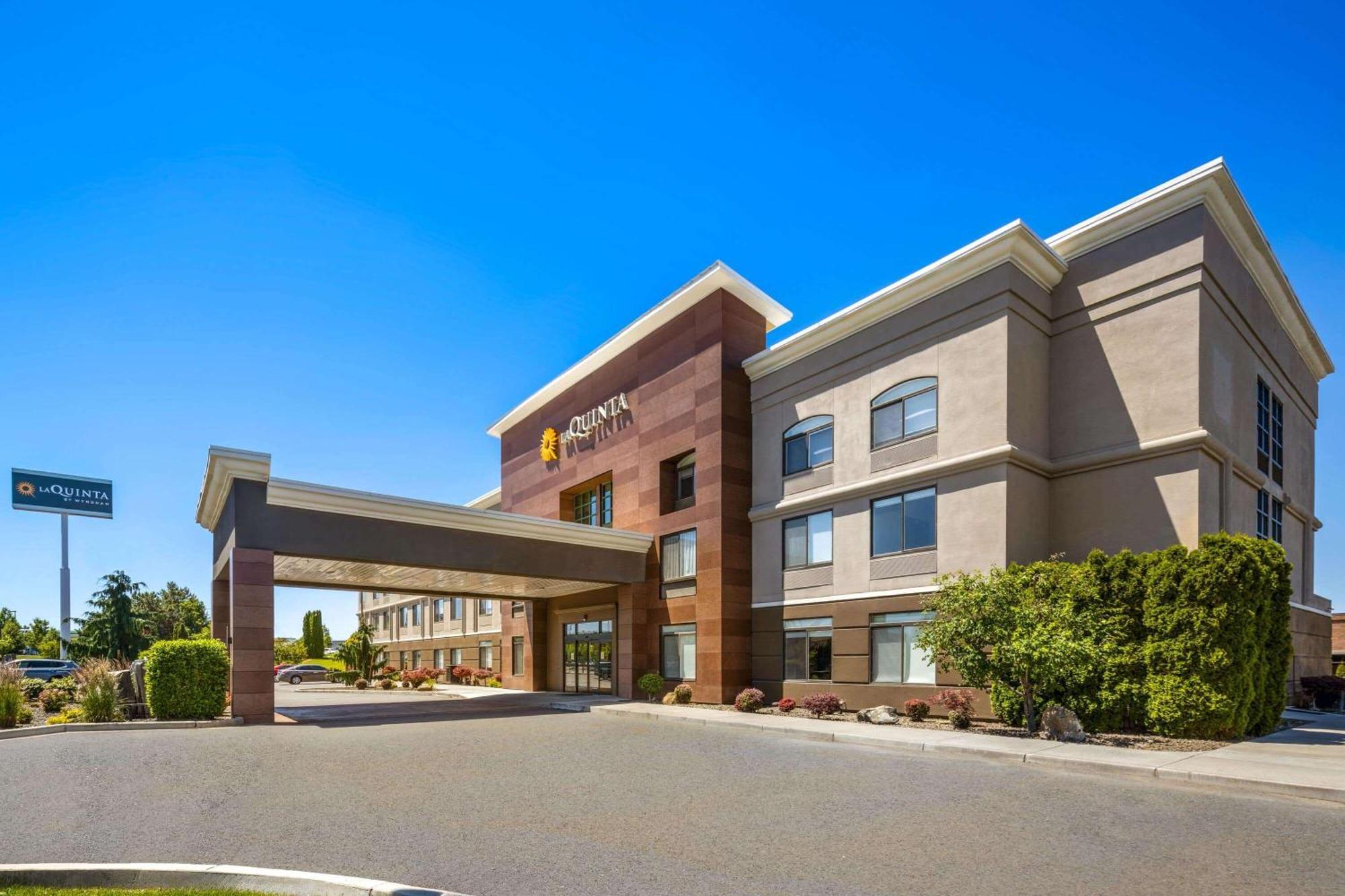 La Quinta By Wyndham Kennewick Hotel Exterior foto